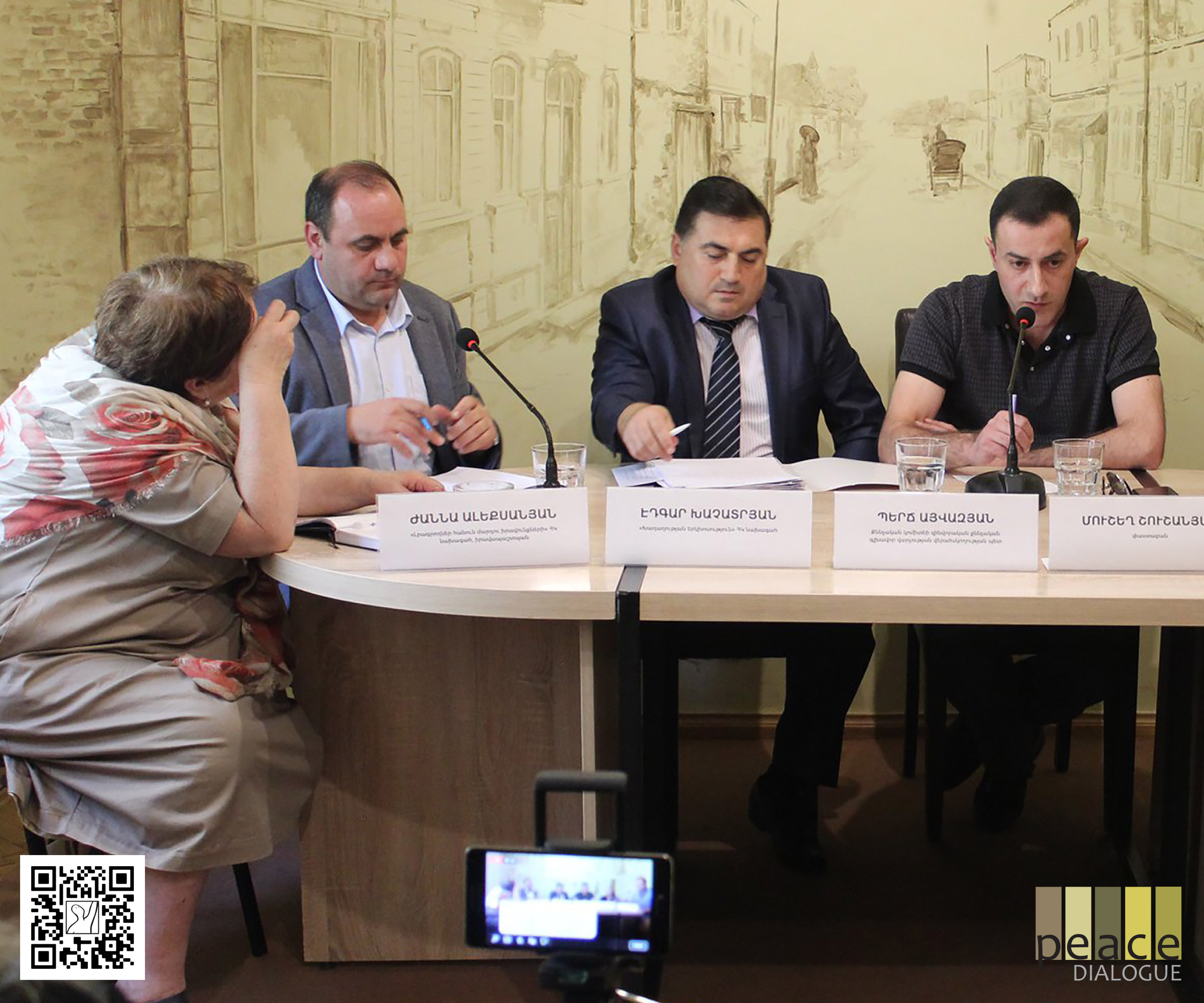 A discussion entitled Investigation of criminal cases initiated in non-combat deaths in the army: is comprehensive, thorough and impartial investigation of cases guaranteed? took place on 12 September 2019 in Article 3 Club. The event was the result of cooperative efforts between Peace Dialogue NGO and Article 3 Club.